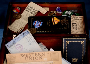 Chief honors heroic weather veteran