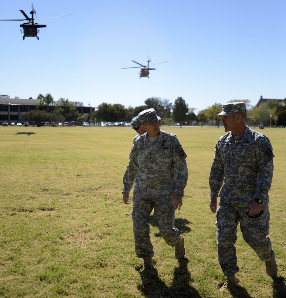 Gen. Allyn visits Fort Bliss