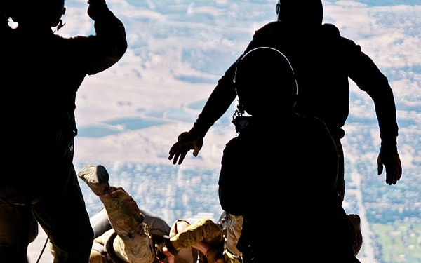 Military Tandem Tethered Bundle (MTTB) Training with pararescue