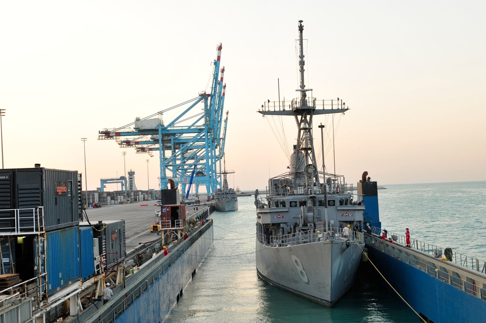 USS Ardent and USS Scout return to San Diego