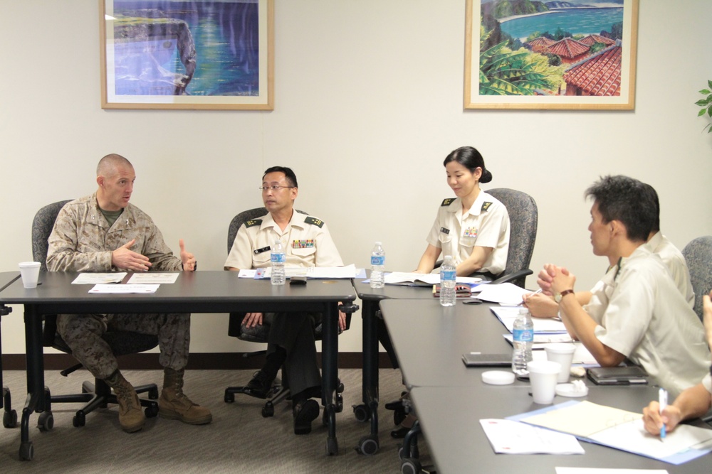 JGSDF, Marines discuss legal support for amphibious operations