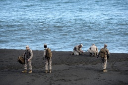 MWHS-1 Marines visit hallowed ground