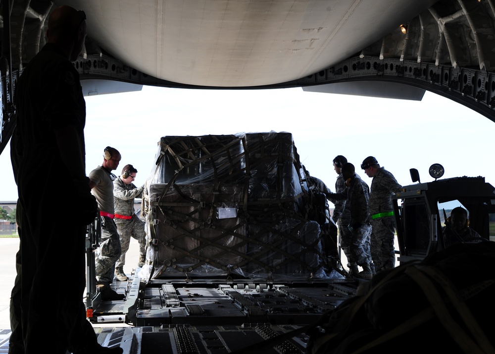 71st Aerial Port Squadron conducts cargo loading exercise