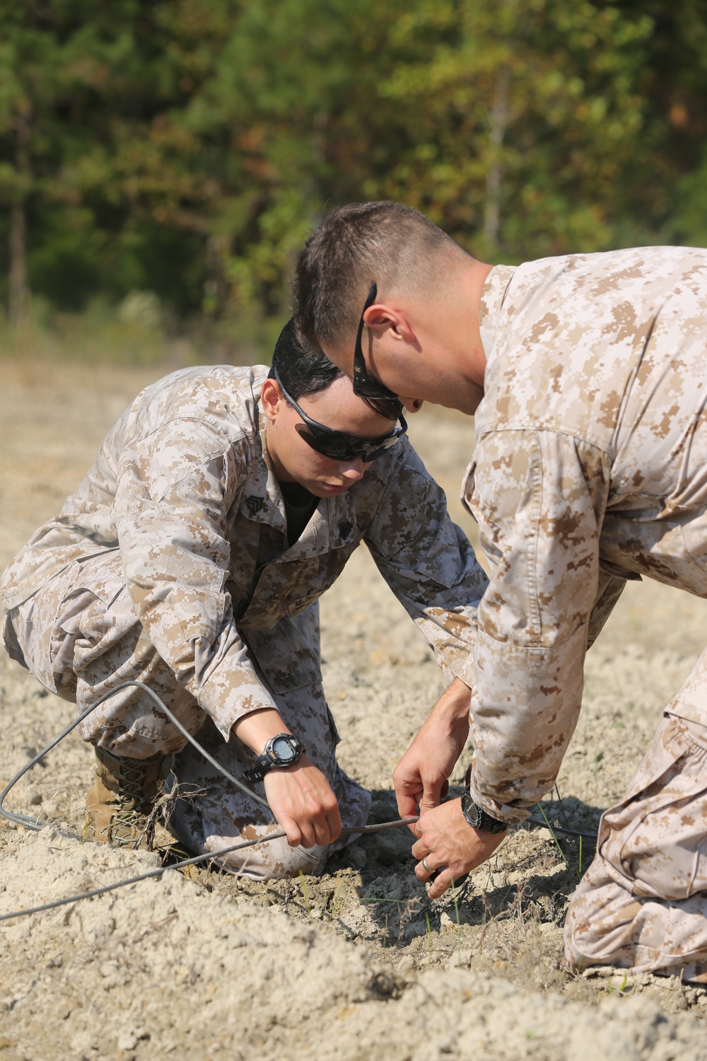 Commander’s Incentive Program leads Marines to EOD range