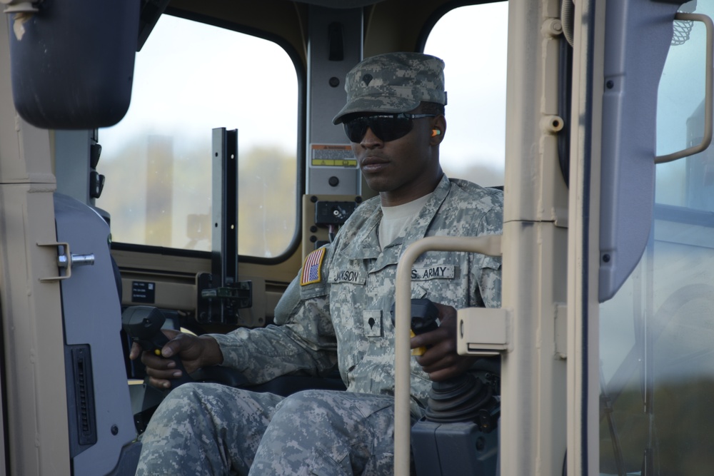 Soldiers and airmen engineer joint training