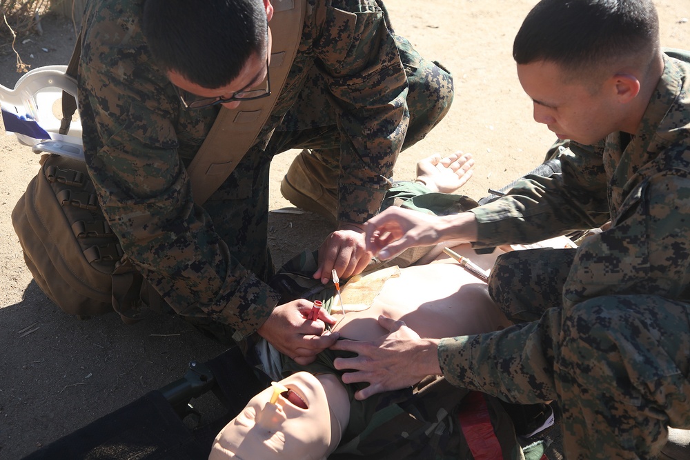 Combat lifesaver course benefits Marines and sailors