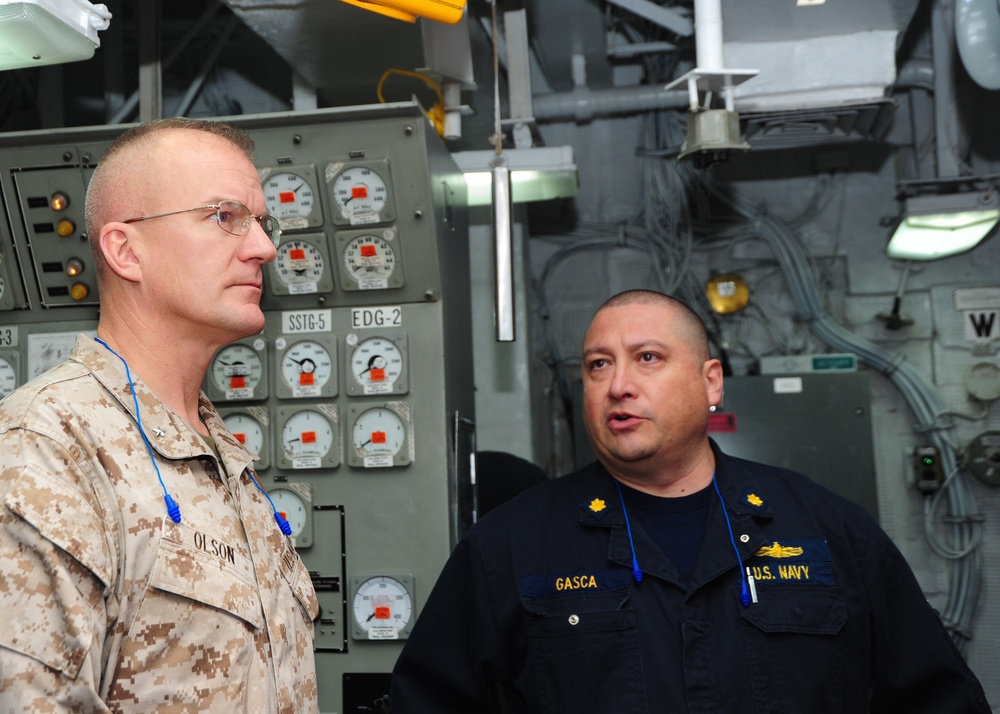 Brig. Gen. Olson visits Boxer