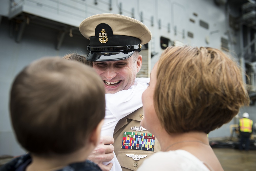 USS Kearsarge operations