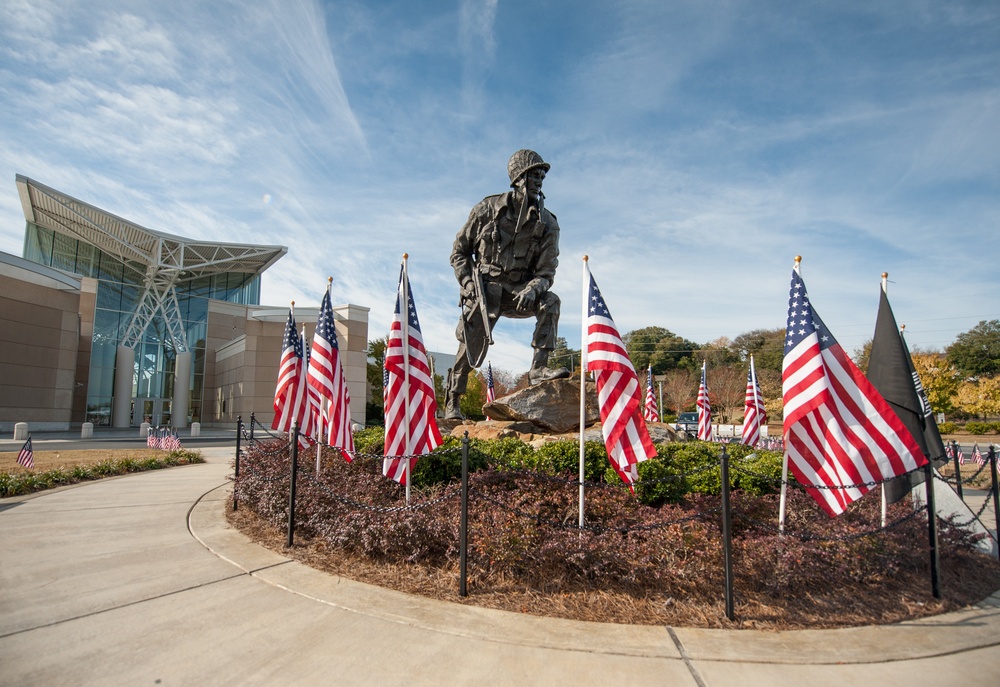 DVIDS Images USARC supports Fayetteville Veterans Day events [Image