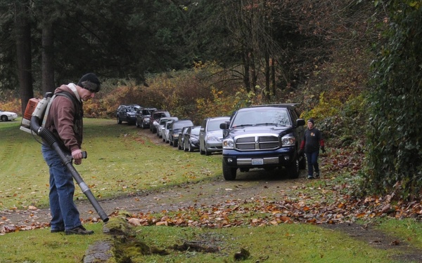 Soldier Home Cemetery cleanup