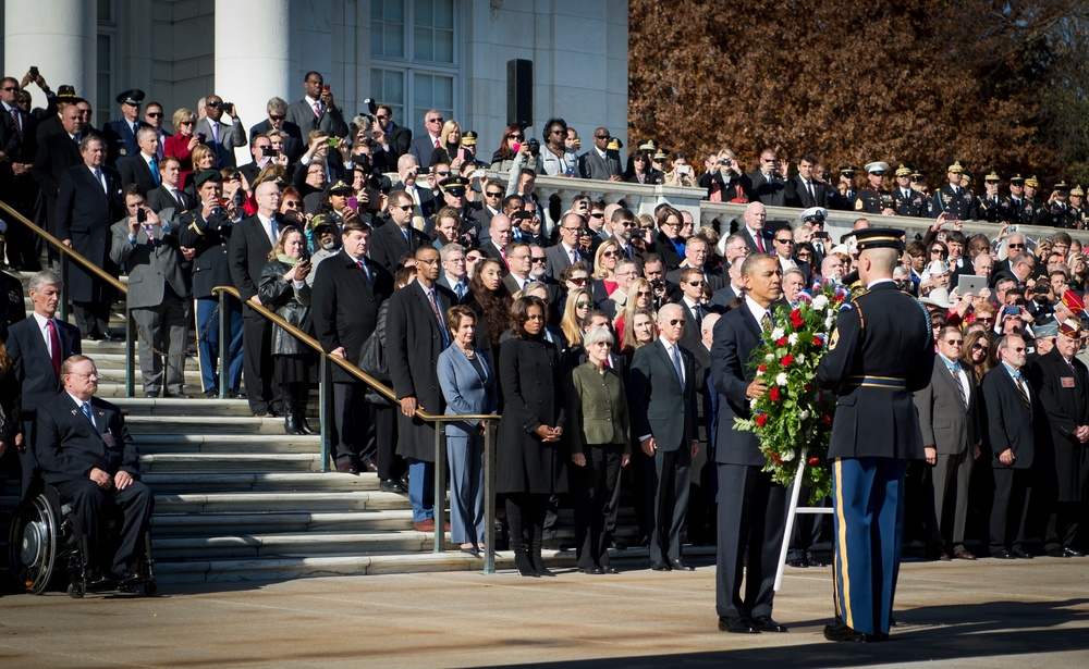 President lays wreath at Tomb of Unknowns