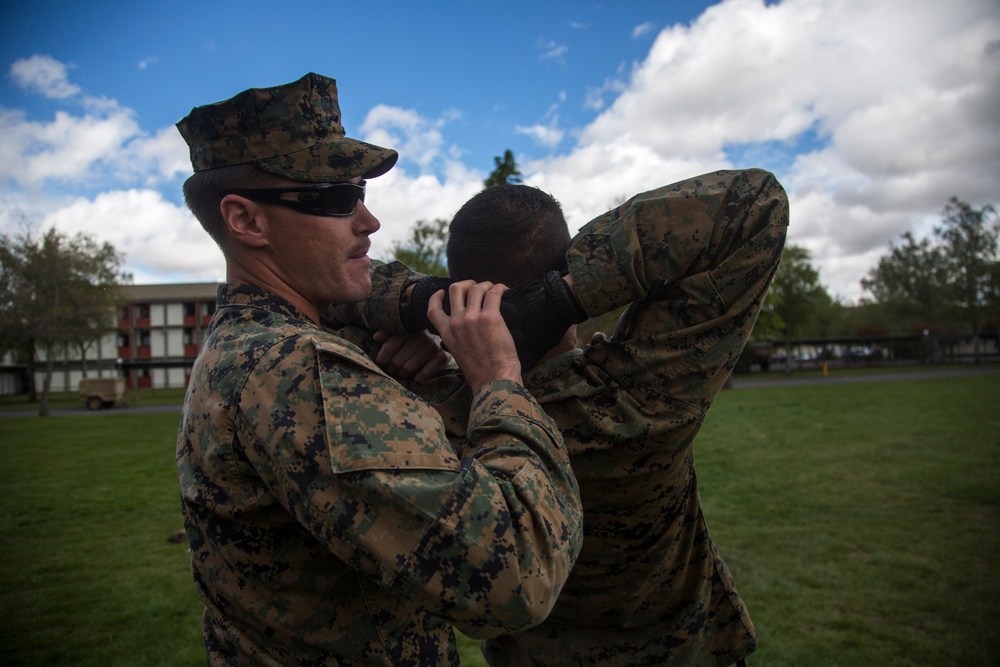 Marine MPs train with Tongan, Papua New Guinean soldiers