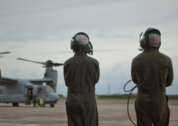More Ospreys Deploy to Philippines for Typhoon Relief Missions