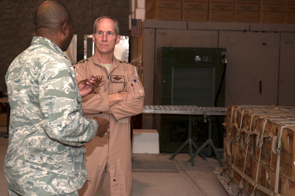 COMACC visits deployed service members