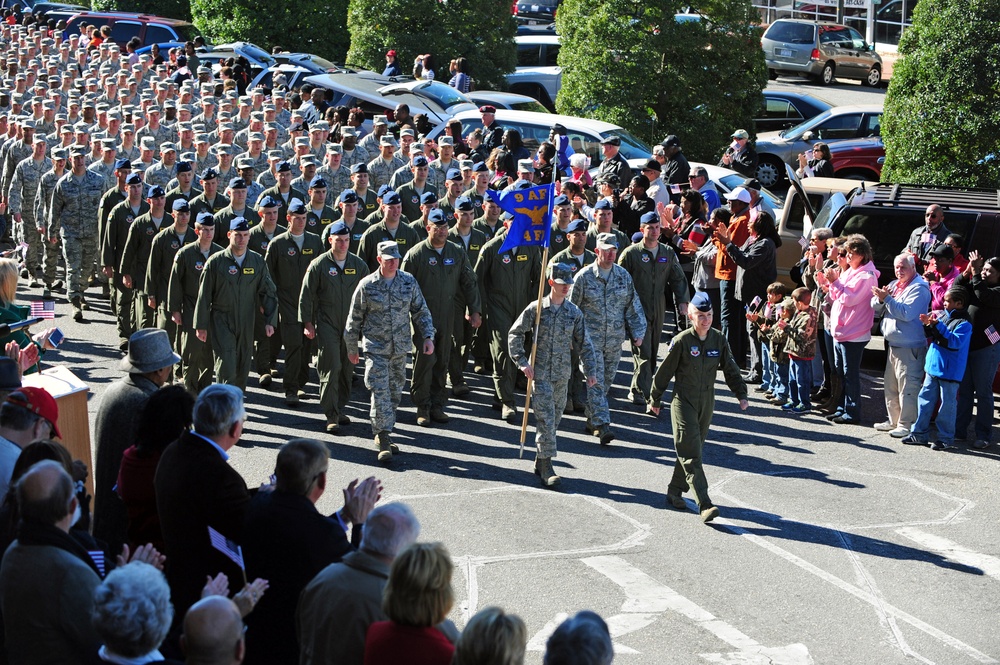 Airmen from Seymour Johnson Air Force Base honor veterans