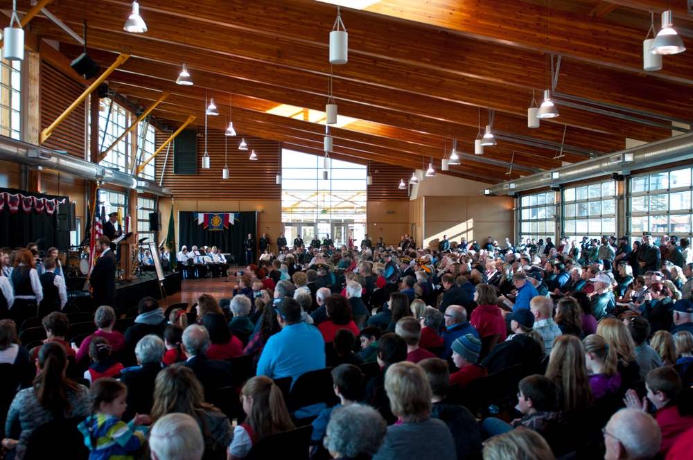 JBLM Stryker brigade teams up with Puyallup to honor veterans
