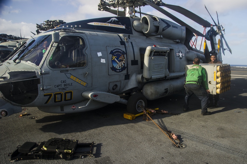George Washington Carrier Strike Group prepares to assist Operation Damayan