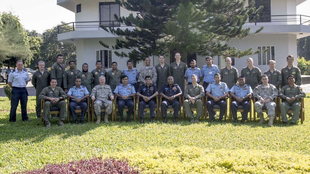 Bangladeshi, US airmen team up for Exercise Cope South 14