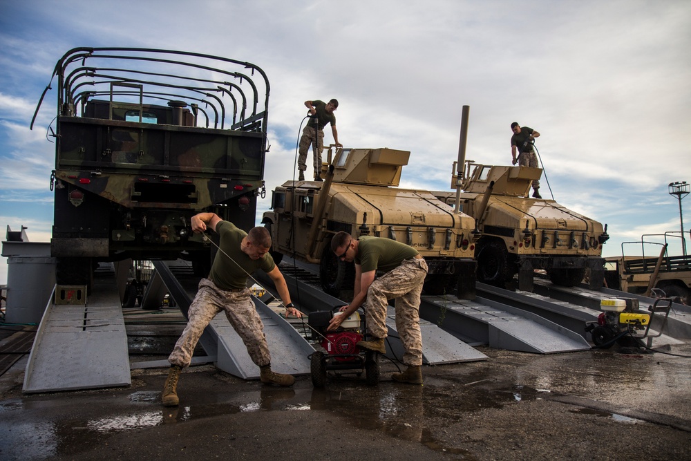 26TH MEU WASH-DOWN