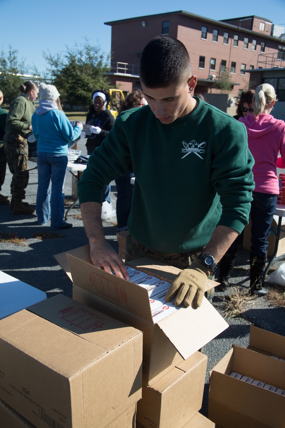Photo Gallery: Beaufort, S.C., area Marines receive free Thanksgiving meals at Parris Island