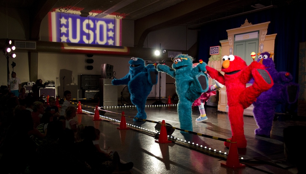 USO, 'Sesame Street' visit K-Bay