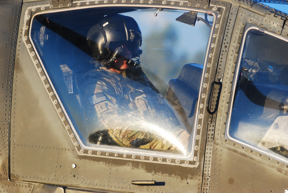 Apache pilots prepare for mission