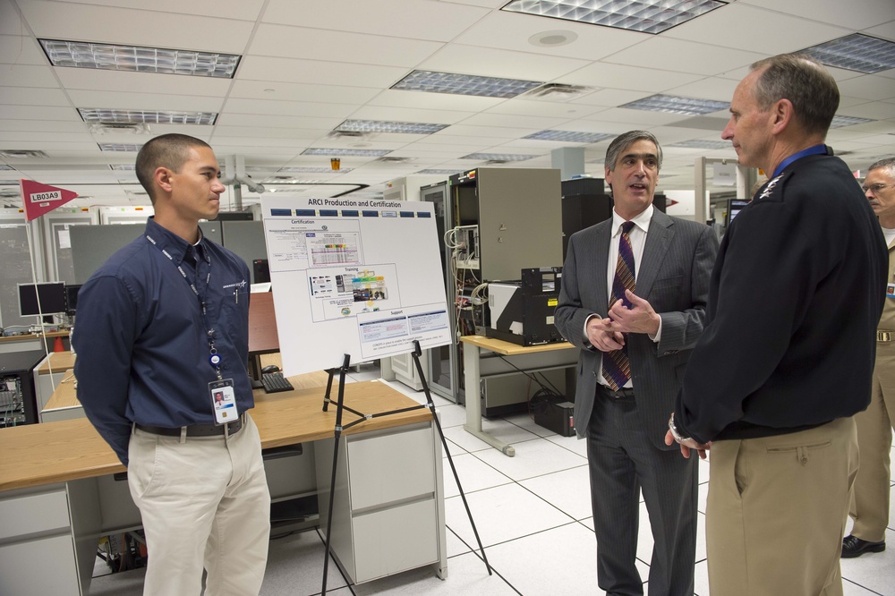 Greenert visits Lockheed Martin