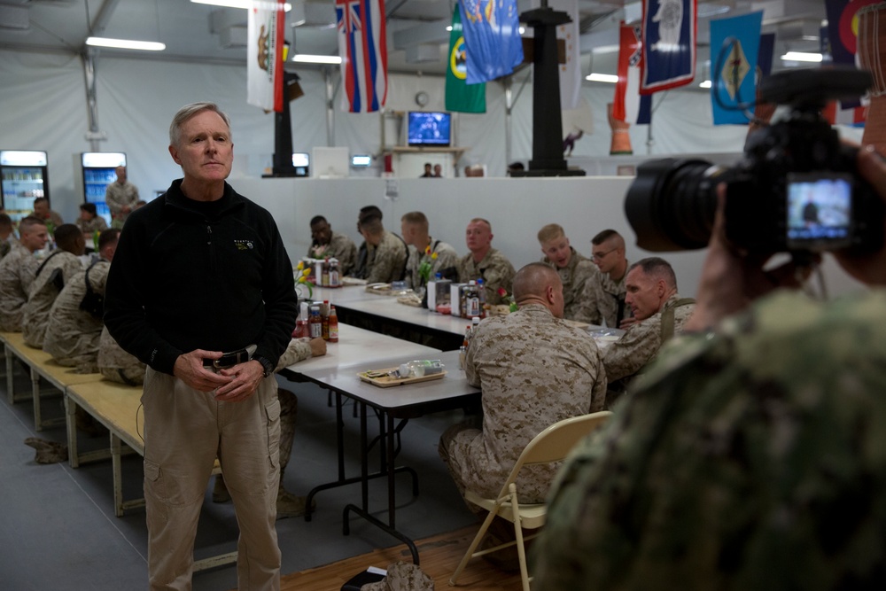 Secretary of the Navy Ray Mabus Visits RC(SW)