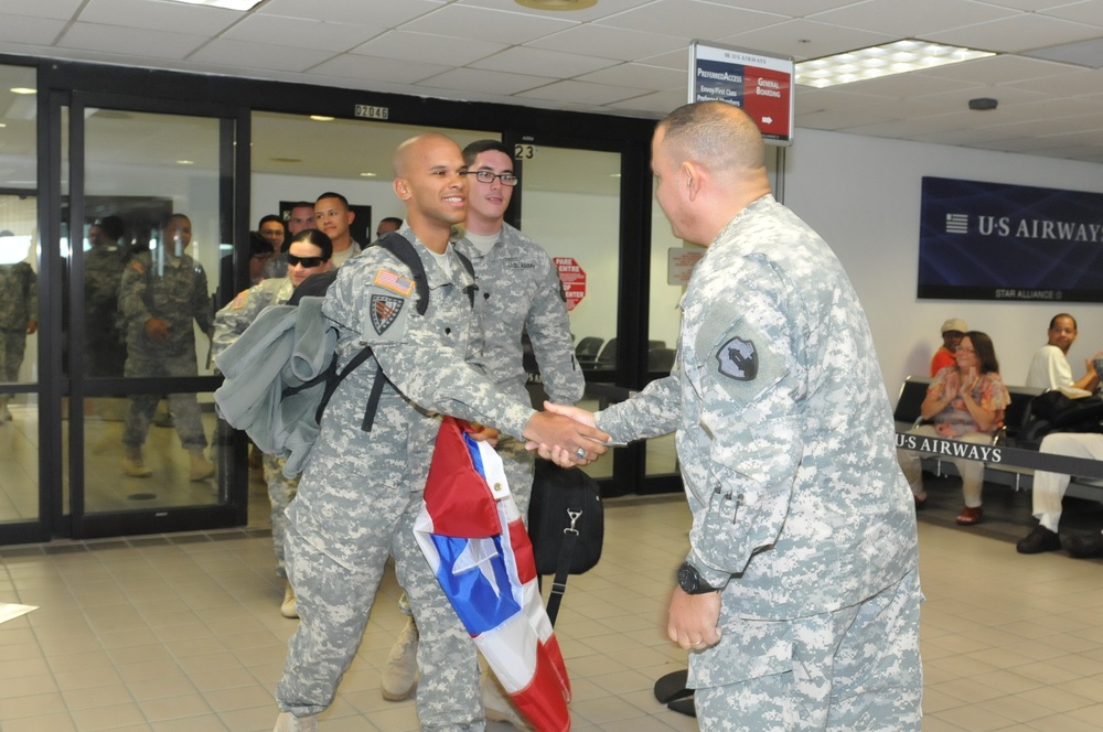 US Army Reserve-PR troops are back home