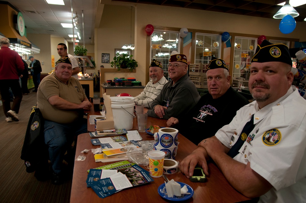 Golden Corral serves meals to veterans, helps raise money for disabled service members