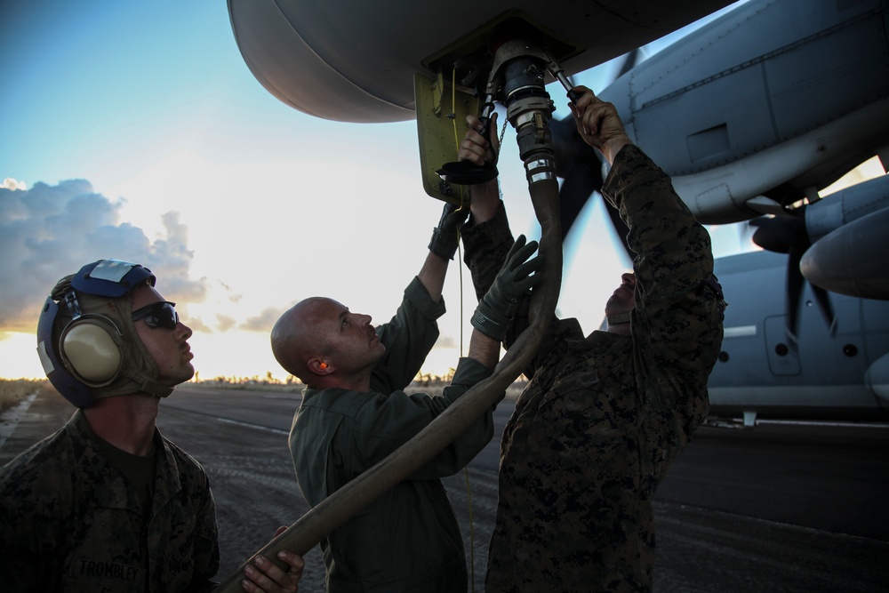 Marines contribute to Operation Damayan with expeditionary refueling point