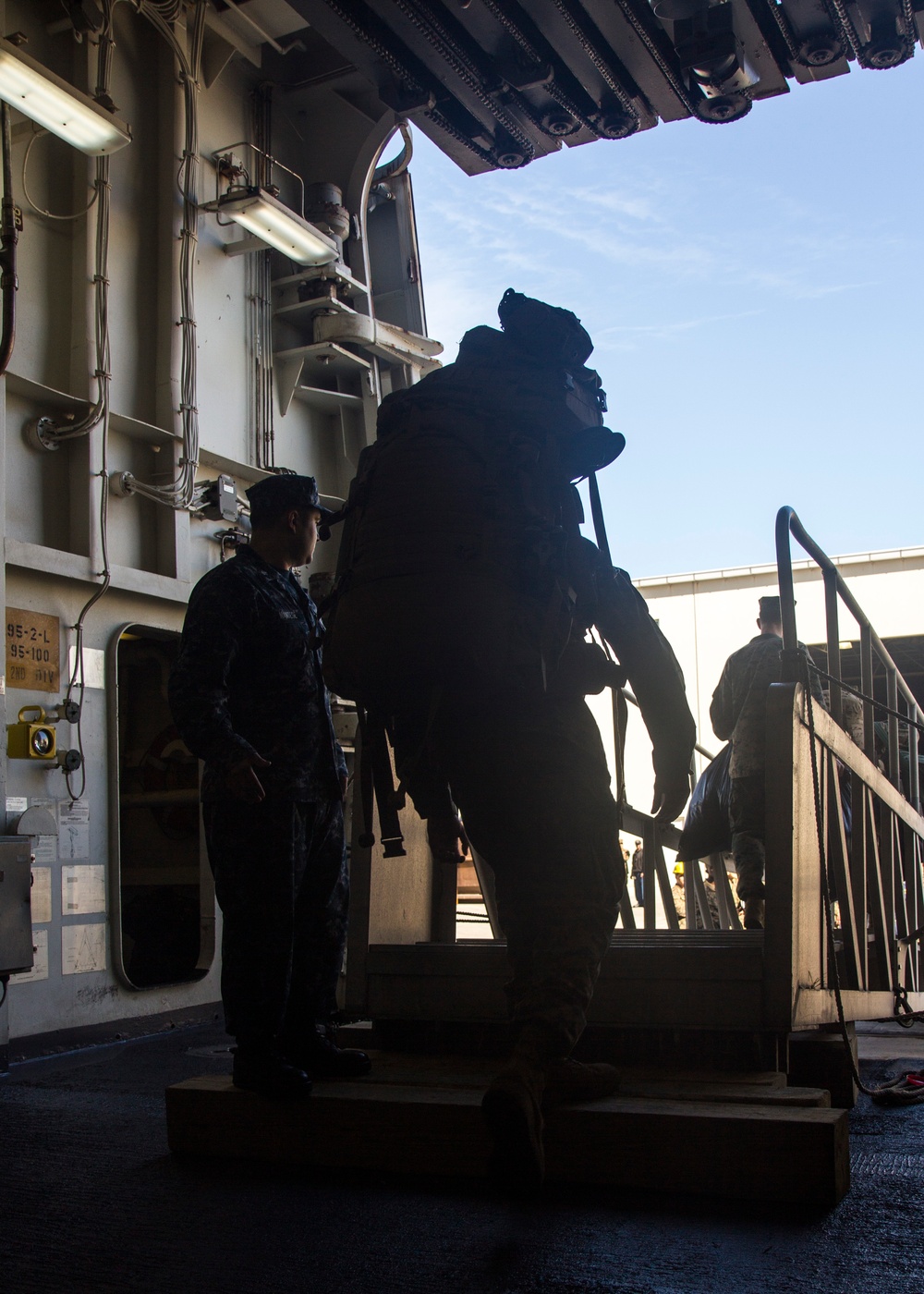 USS San Antonio offload