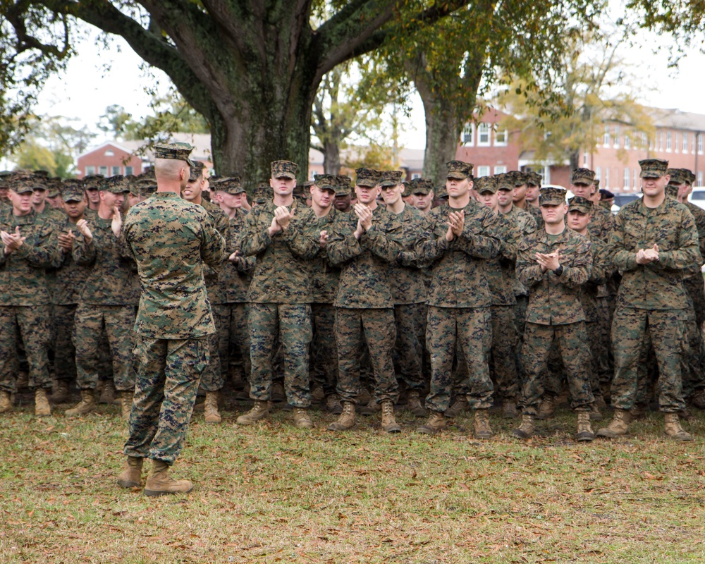 26th MEU cake-cutting ceremony