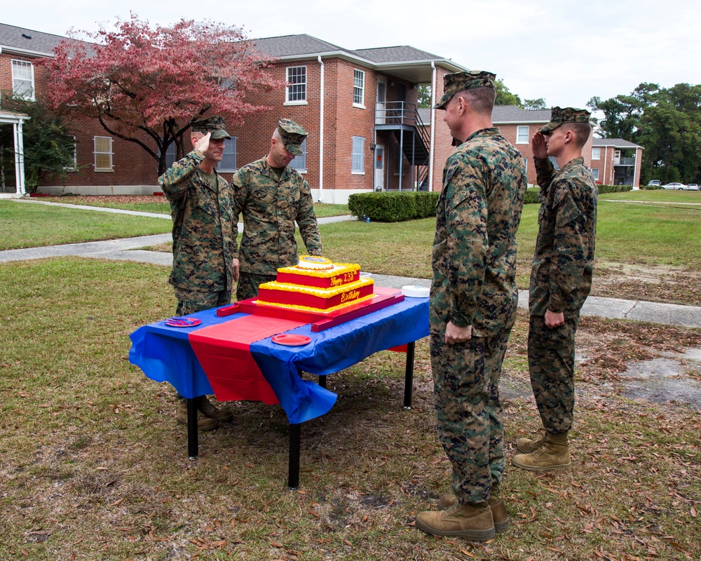 26th MEU cake-cutting ceremony