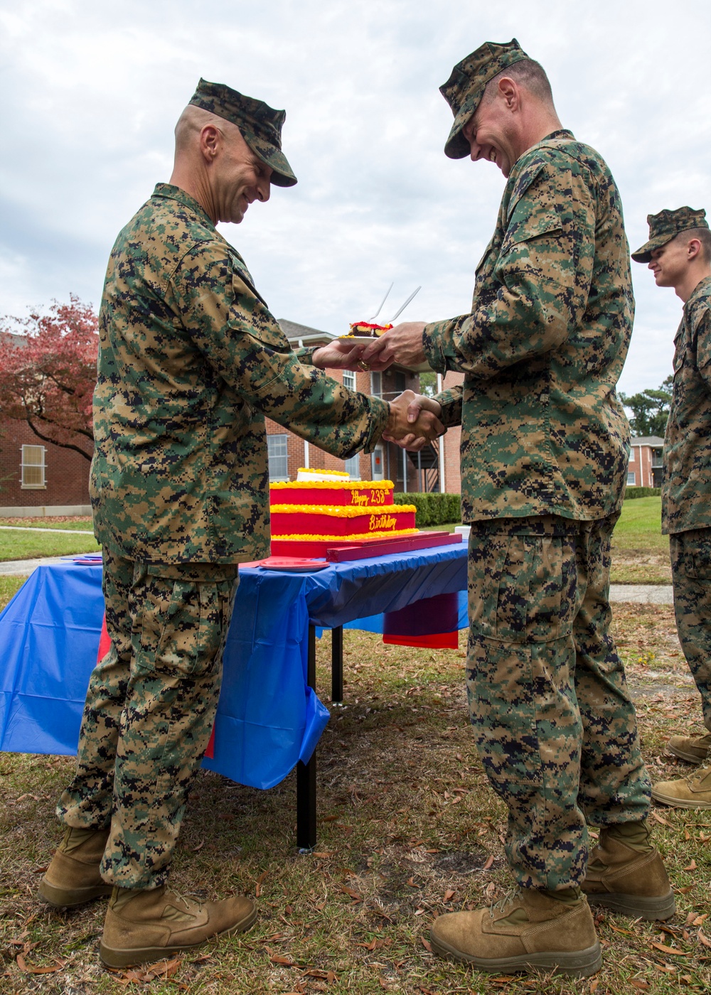 26th MEU cake-cutting ceremony