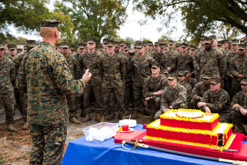 26th MEU cake-cutting ceremony