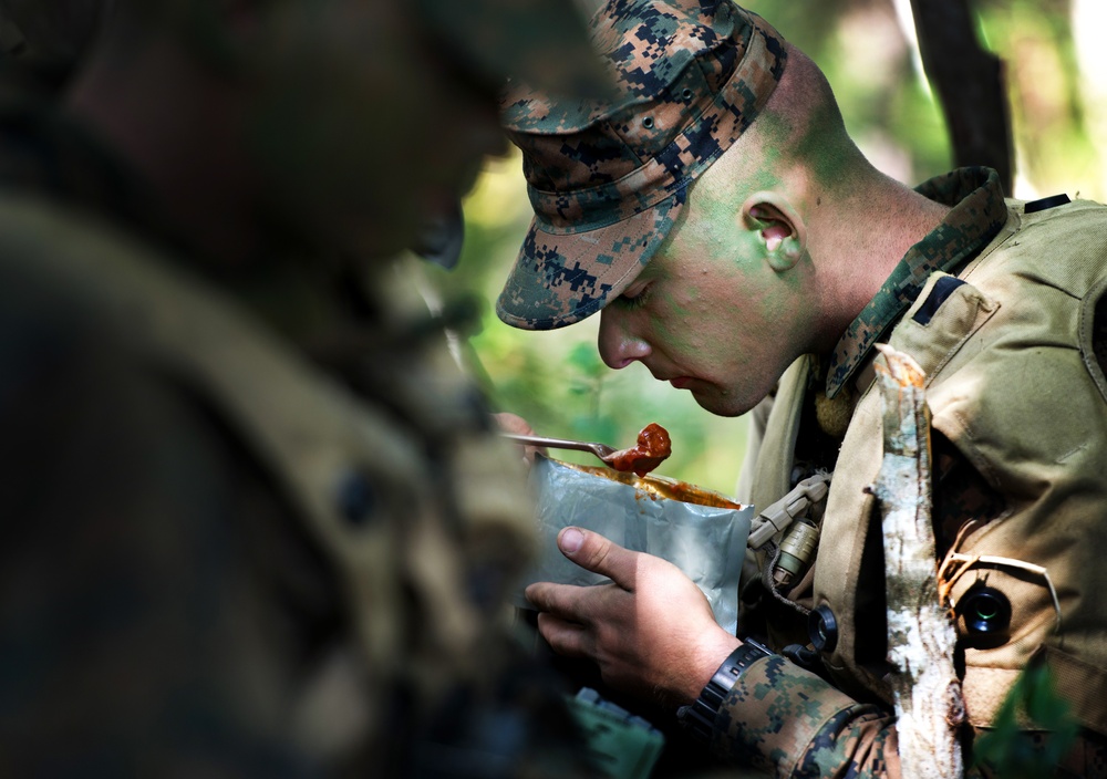 Female Marine infantry students tackle patrol week