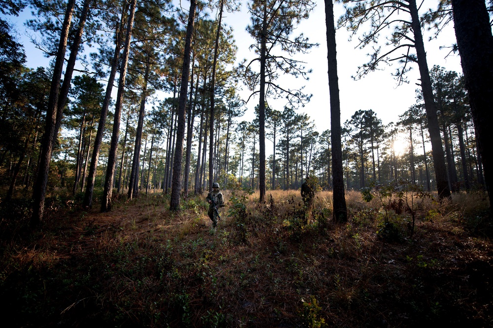 Female Marine infantry students tackle patrol week