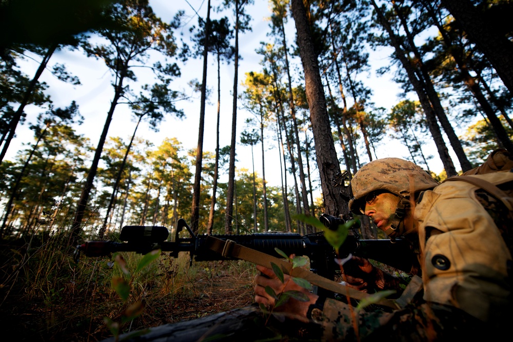 Female Marine infantry students tackle patrol week