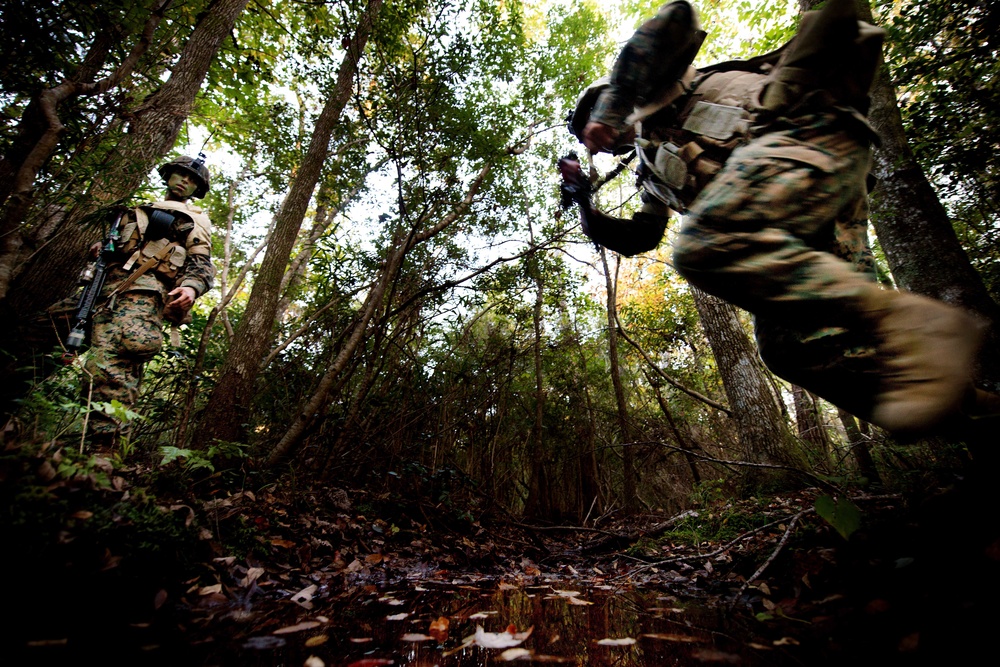 Female Marine infantry students tackle patrol week