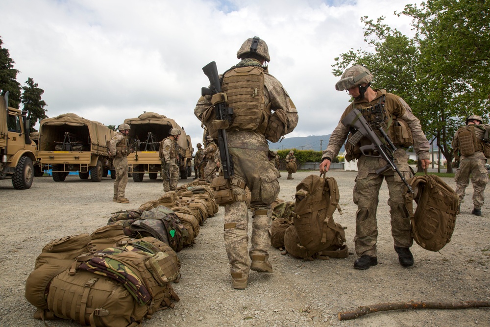 Troops from US, NZ, France conduct convoy operations during Southern Katipo