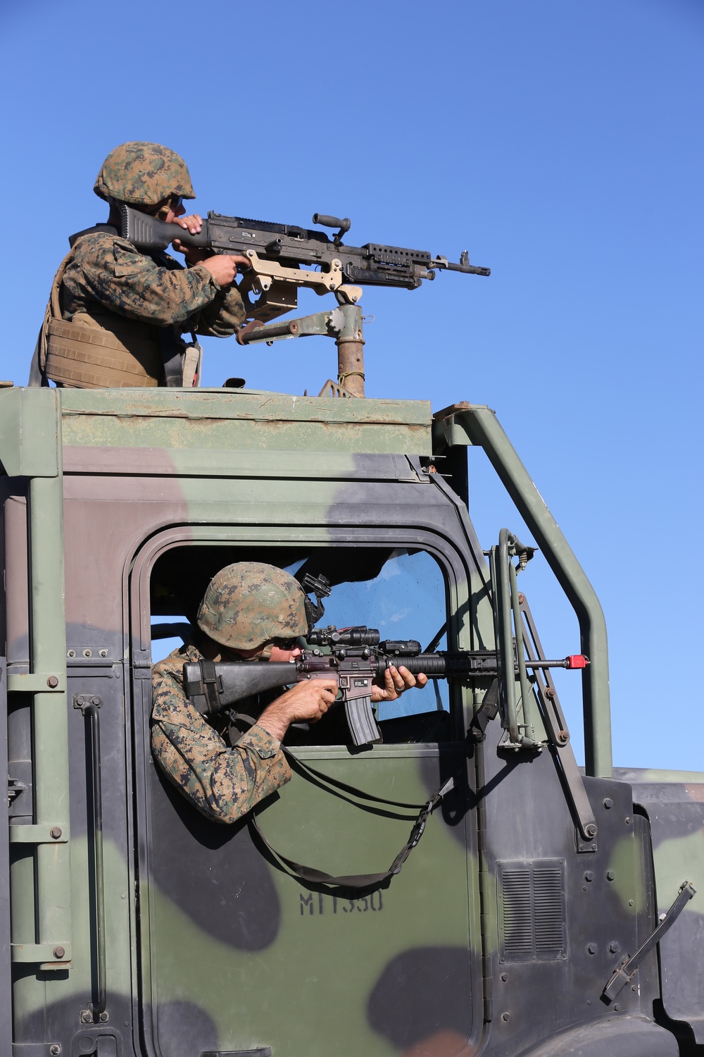 Artillerymen overcome stress, fear during Mobile Immersion Trainer