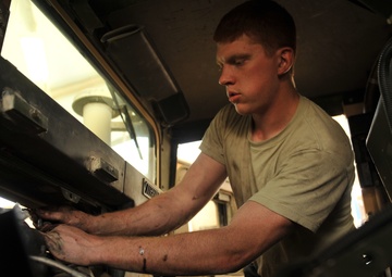 379th ELRS Airmen move the mission