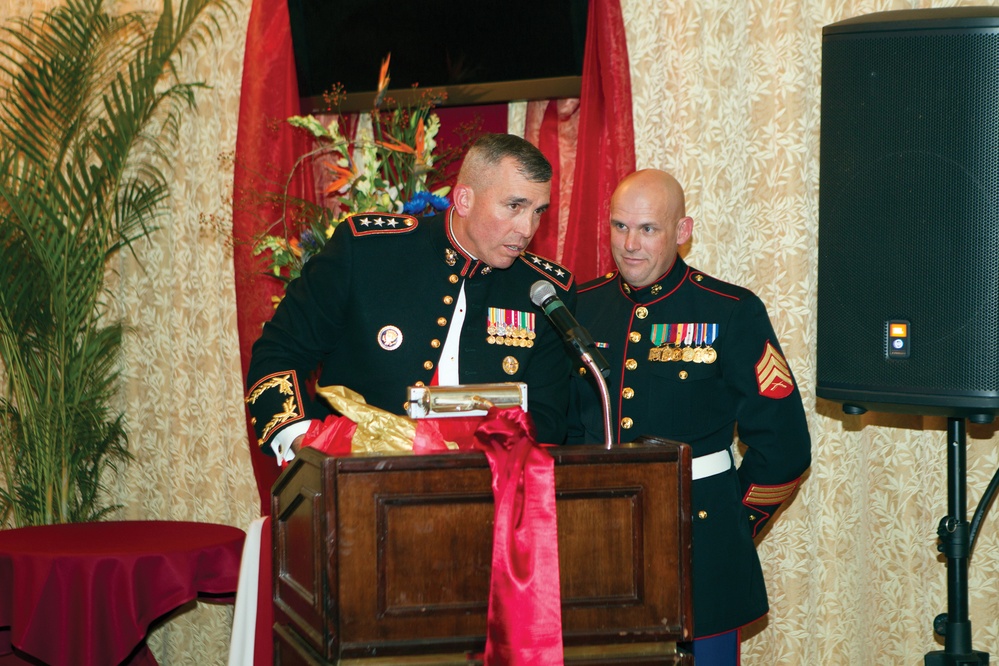 III MEF, MCIPAC units celebrate 238th Marine Corps birthday