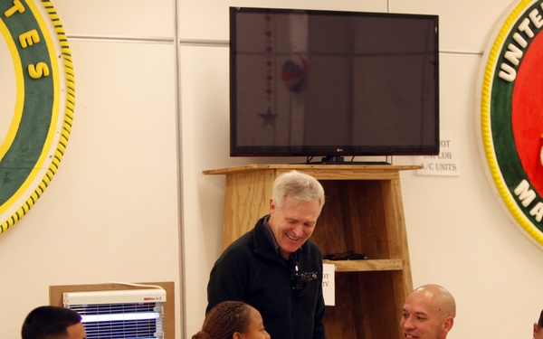 Secretary of the Navy Ray Mabus visits 2nd MAW (FWD)