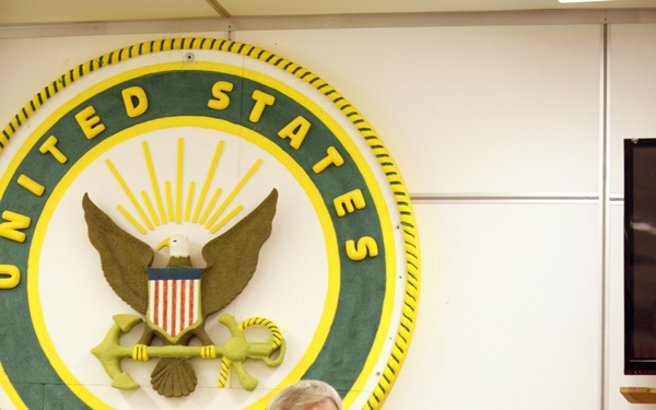 Secretary of the Navy Ray Mabus visits 2nd MAW (FWD)