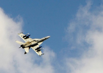 DOD supports 2013 Dubai Airshow