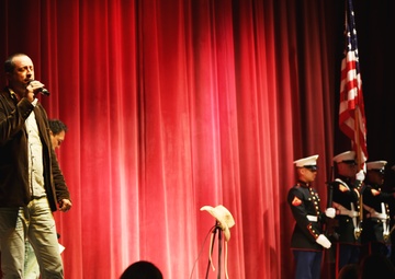 Guitar Pull artists pack station theater