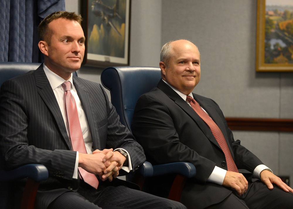 Eric Fanning presents Zuckert Management Award in honor of Maj. Gen. Charles Lyon, retired