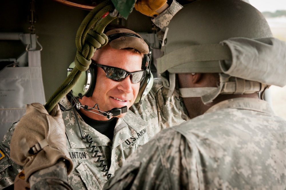 Fort Hood Air Assault School instructor and student